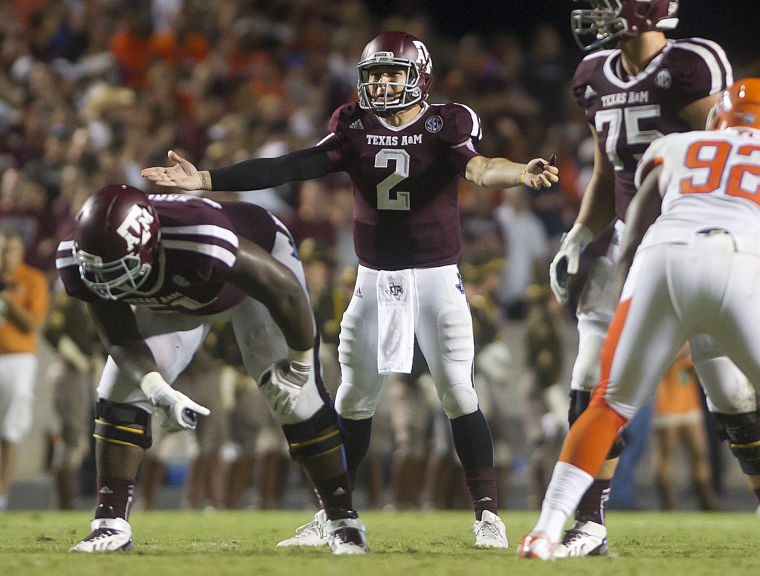 Manziel shows off his game from the pocket